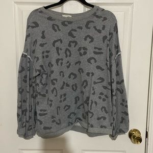 Gray cheetah sweatshirt